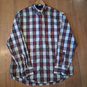 Men's Izod Tartan Shirt Size L White, Green, Red Plaid Long Sleeve Collar Pocket